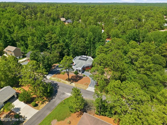195 Canter Lane, Pinehurst, NC 28374