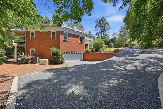 195 Canter Lane, Pinehurst, NC 28374