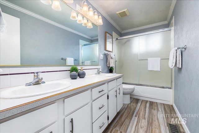 3804 Dorman Ave, Caldwell, ID 83605