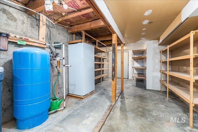 3804 Dorman Ave, Caldwell, ID 83605