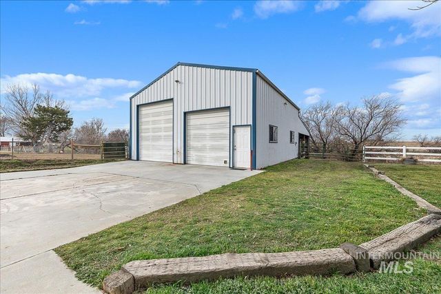 3804 Dorman Ave, Caldwell, ID 83605