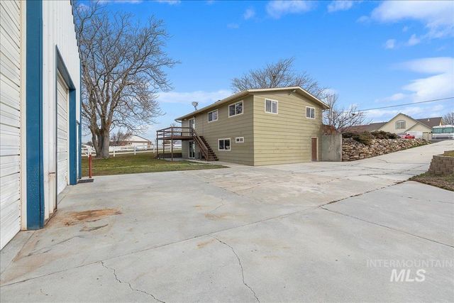 3804 Dorman Ave, Caldwell, ID 83605