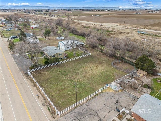 3804 Dorman Ave, Caldwell, ID 83605