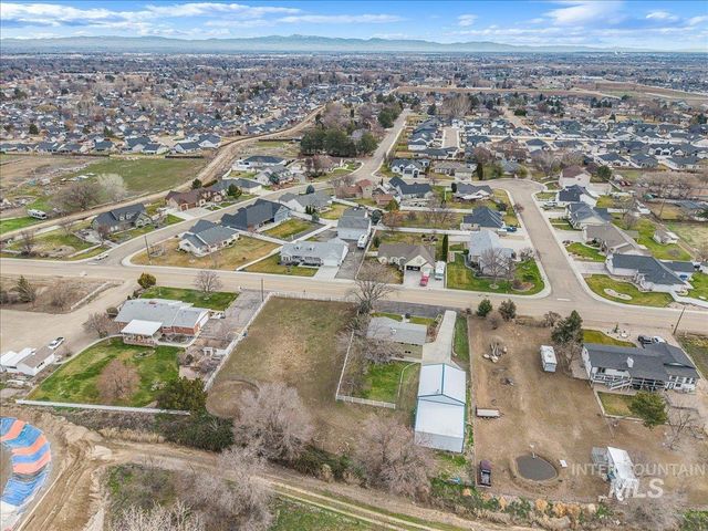 3804 Dorman Ave, Caldwell, ID 83605