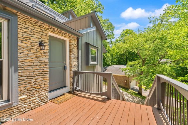 3703 Trail Ridge Rd, Louisville, KY 40241