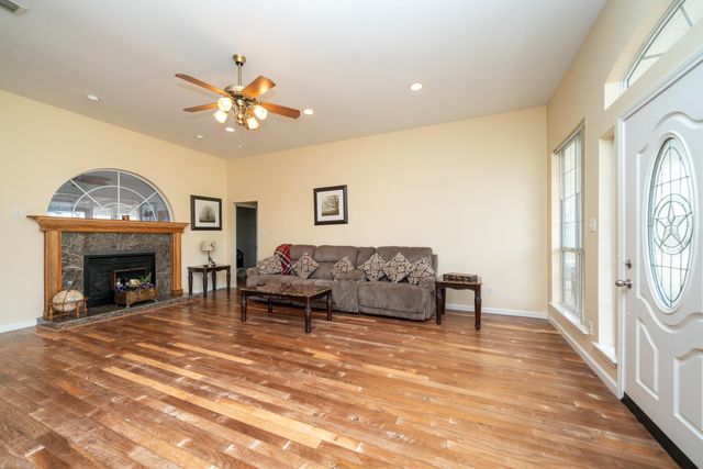 2266 Big Woods, Longview, TX 75605