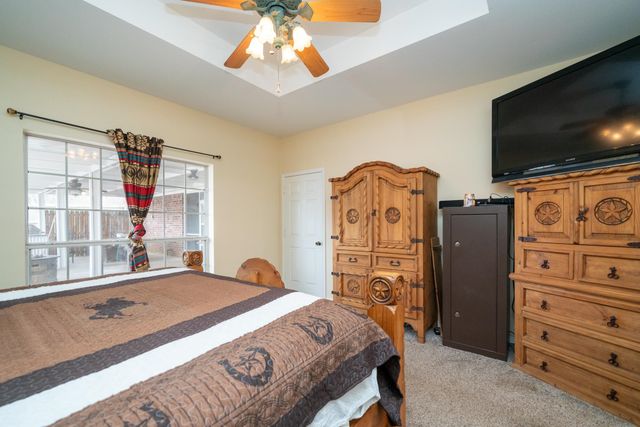 2266 Big Woods, Longview, TX 75605