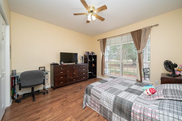 2266 Big Woods, Longview, TX 75605