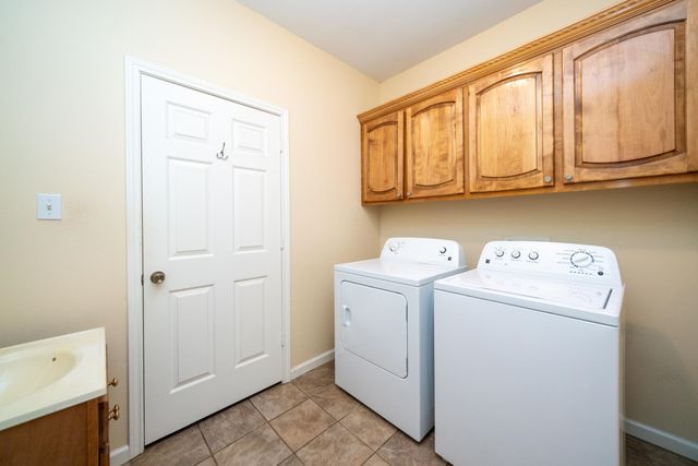 2266 Big Woods, Longview, TX 75605