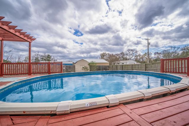 2266 Big Woods, Longview, TX 75605