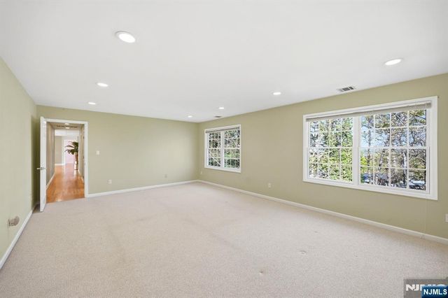 56 Burnet Hill Road, Livingston, NJ 07039