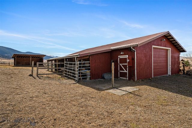 1080 Upper Tom Burke Road, Gallatin Gateway, MT 59730