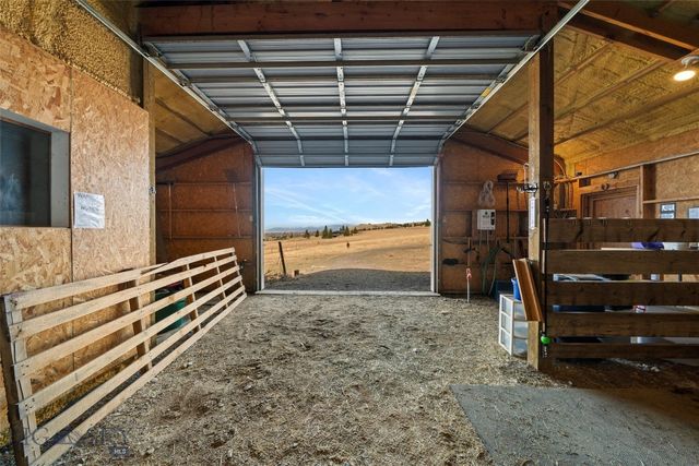 1080 Upper Tom Burke Road, Gallatin Gateway, MT 59730