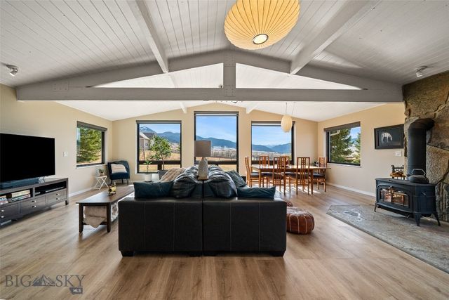 1080 Upper Tom Burke Road, Gallatin Gateway, MT 59730