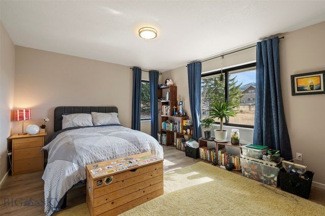 1080 Upper Tom Burke Road, Gallatin Gateway, MT 59730