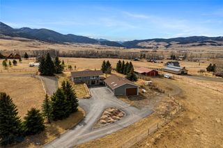 1080 Upper Tom Burke Road, Gallatin Gateway, MT 59730