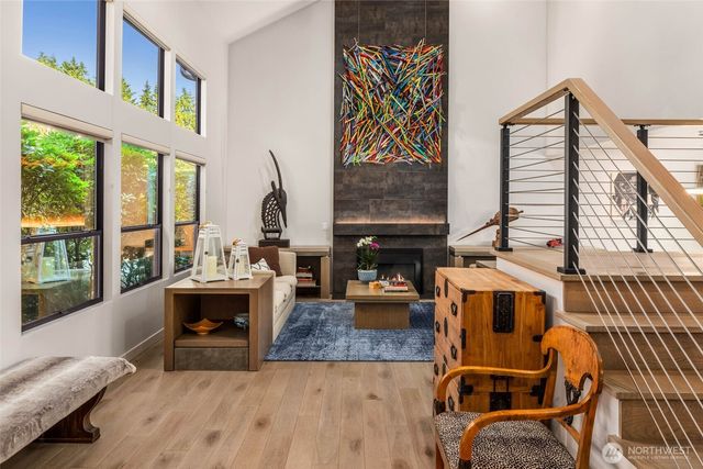 12 Columbia Key, Bellevue, WA 98006