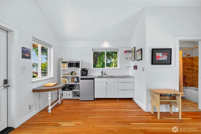 1411 5th Street, Anacortes, WA 98221