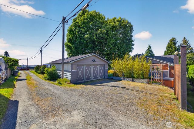 1411 5th Street, Anacortes, WA 98221