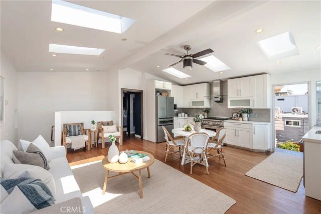 309 Gull Street, Manhattan Beach, CA 90266