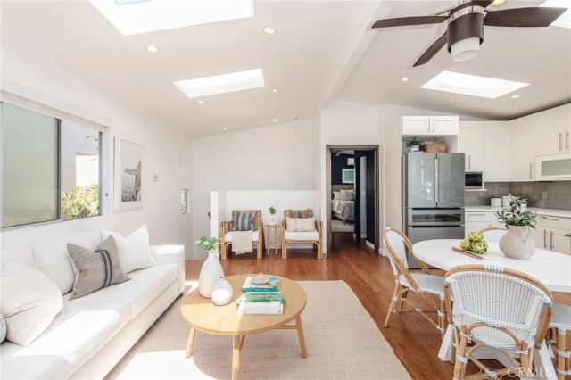 309 Gull Street, Manhattan Beach, CA 90266
