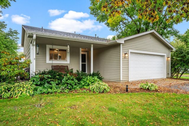 631 Bighorn Drive, Chanhassen, MN 55317