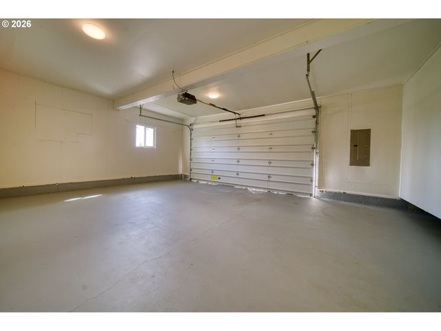 56199 HAZEN Rd, Warren, OR 97053