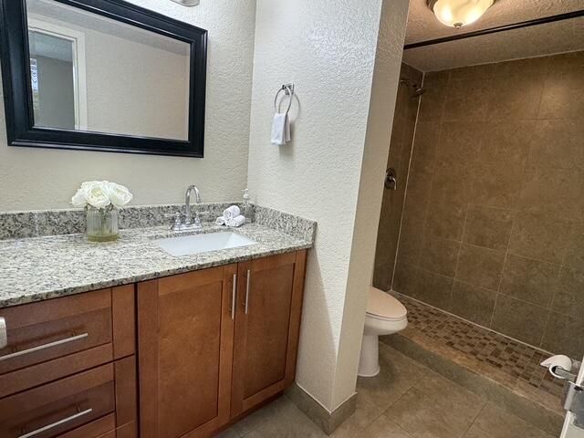 8411 LAGOS DE CAMPO Boulevard 204U, Tamarac, FL 33321