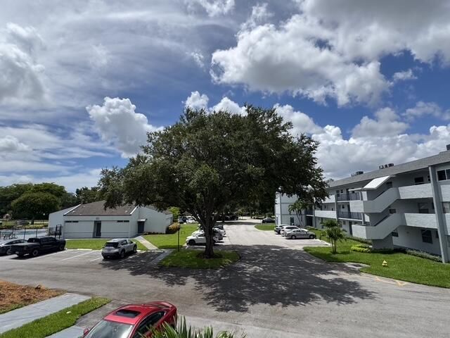 8411 LAGOS DE CAMPO Boulevard 204U, Tamarac, FL 33321