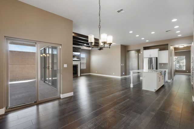 8100 Ronan Court NE, Albuquerque, NM 87122