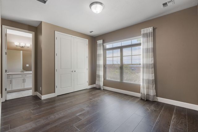 8100 Ronan Court NE, Albuquerque, NM 87122