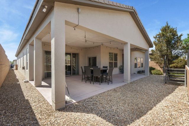 8100 Ronan Court NE, Albuquerque, NM 87122