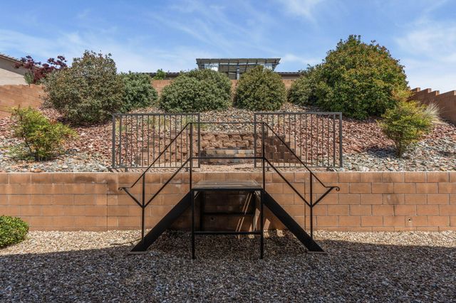 8100 Ronan Court NE, Albuquerque, NM 87122