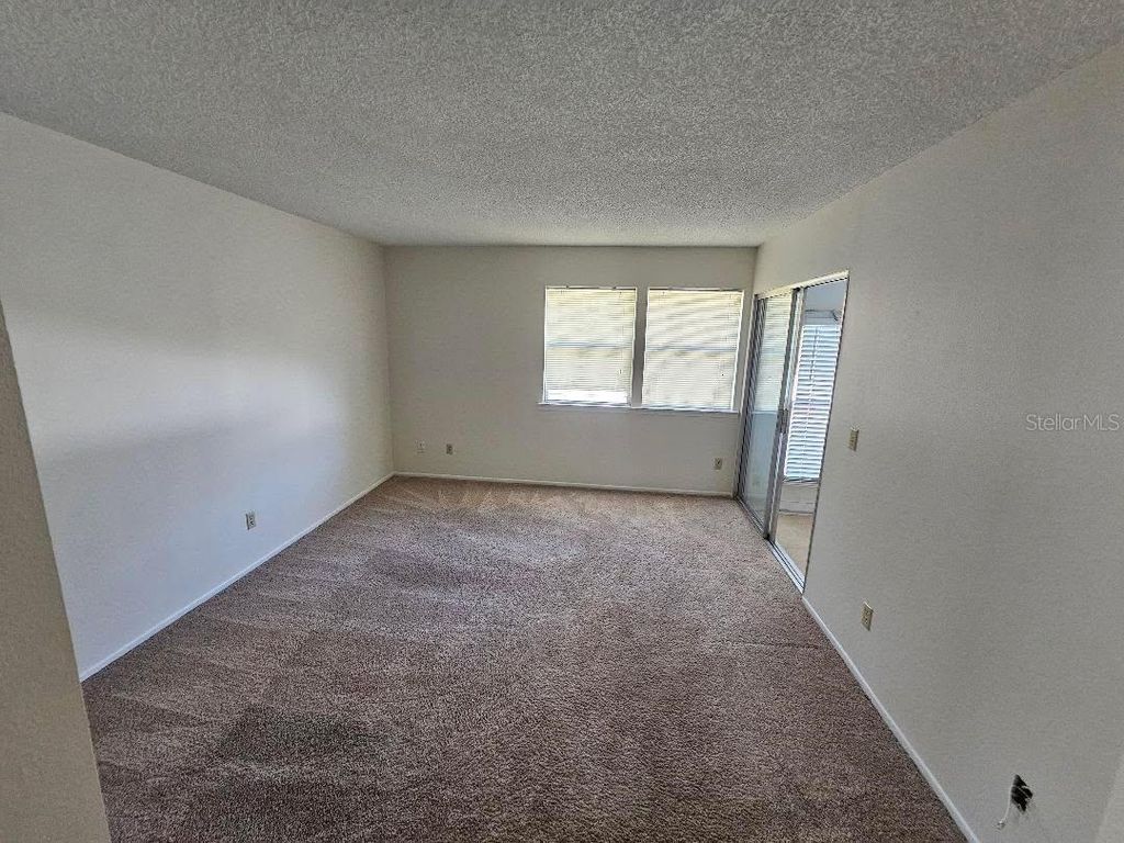 Image 9 of property listing at 3154 CLOVERPLACE DRIVE 139, Palm Harbor, FL 34684