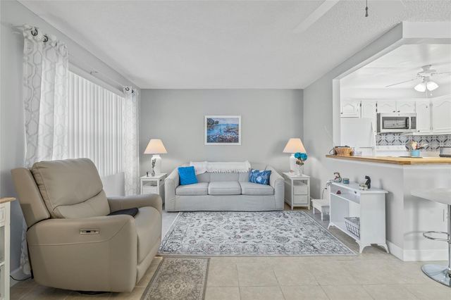 11923 BOYNTON LANE B, New Port Richey, FL 34654