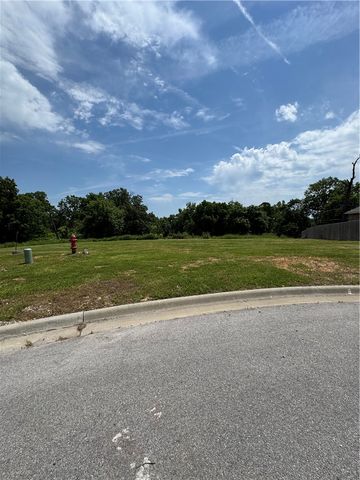 2213 Brown Bear Lane, Gentry, AR 72734