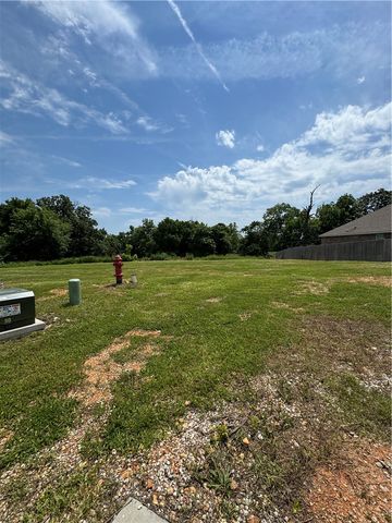2213 Brown Bear Lane, Gentry, AR 72734