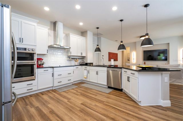 7181 RYEDALE COURT, Sarasota, FL 34241