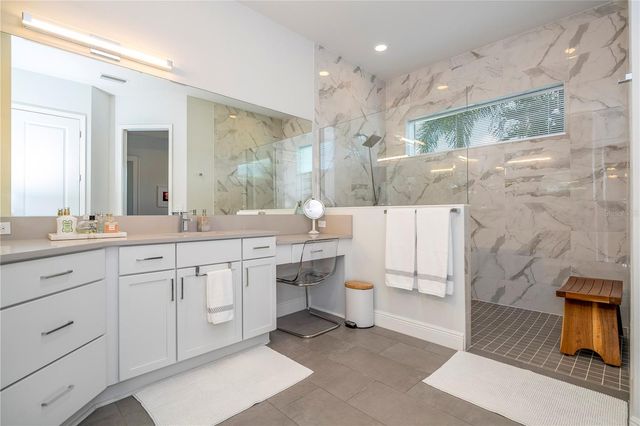 7181 RYEDALE COURT, Sarasota, FL 34241