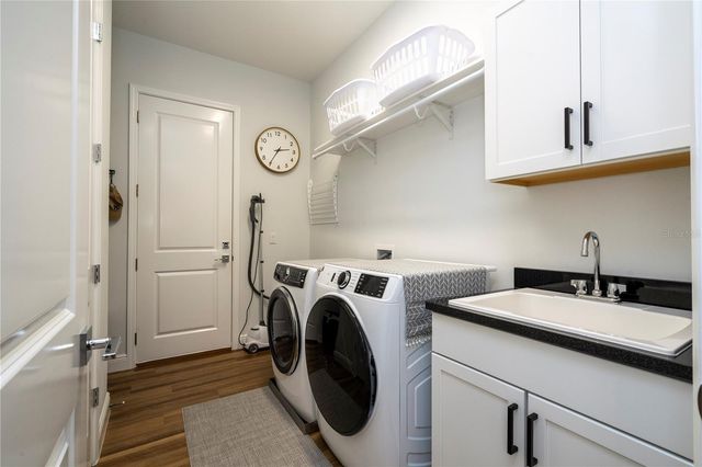 7181 RYEDALE COURT, Sarasota, FL 34241