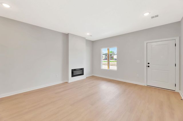 5534-5536 N Bressler Dr, Park City, KS 67219