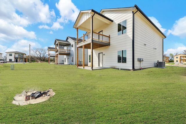 5534-5536 N Bressler Dr, Park City, KS 67219