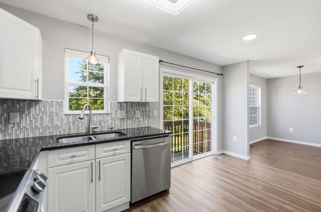 6940 Churchill Downs Drive, 40, New Albany, OH 43054