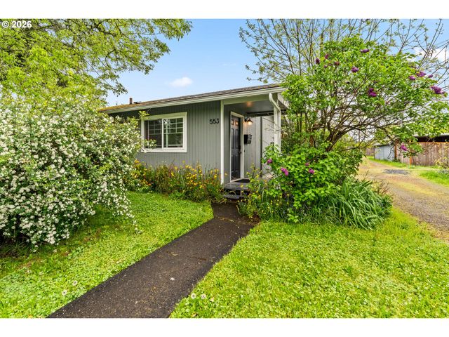 807 E St, Springfield, OR 97477