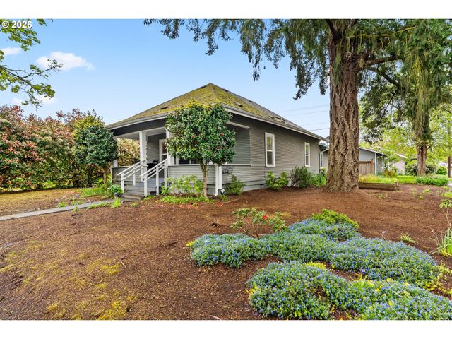 807 E St, Springfield, OR 97477