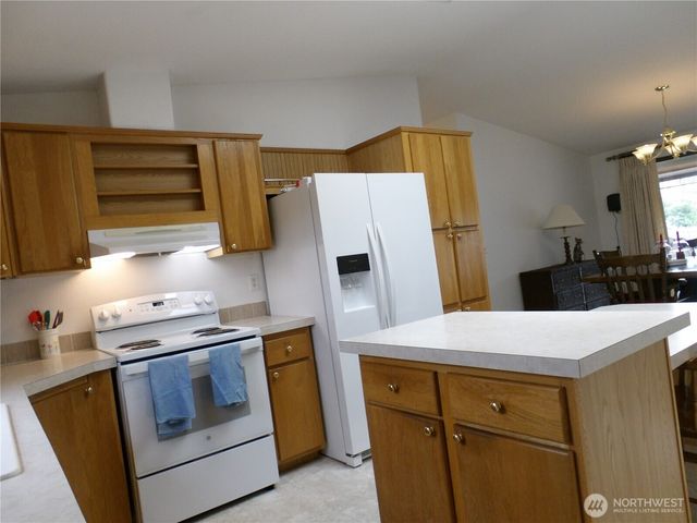 8005 Sandridge Road, Long Beach, WA 98631