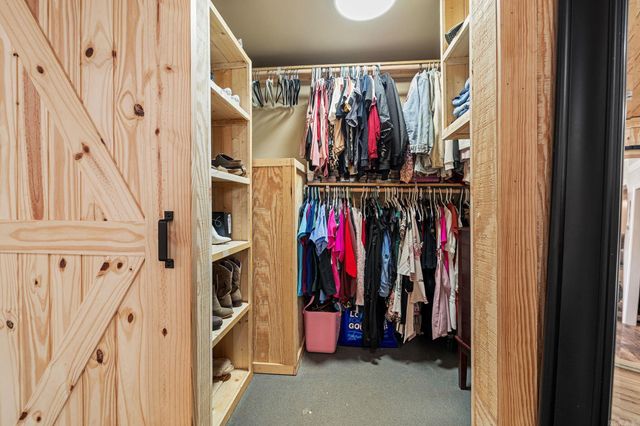 410 W Locust St, Cabot, AR 72023