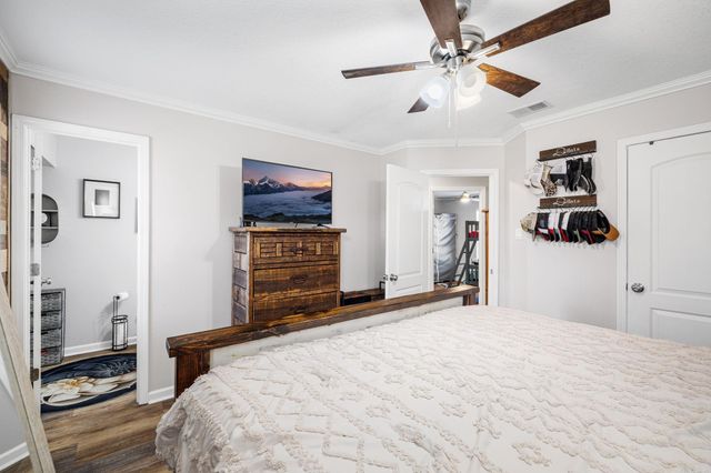 410 W Locust St, Cabot, AR 72023