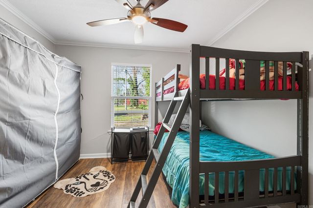 410 W Locust St, Cabot, AR 72023