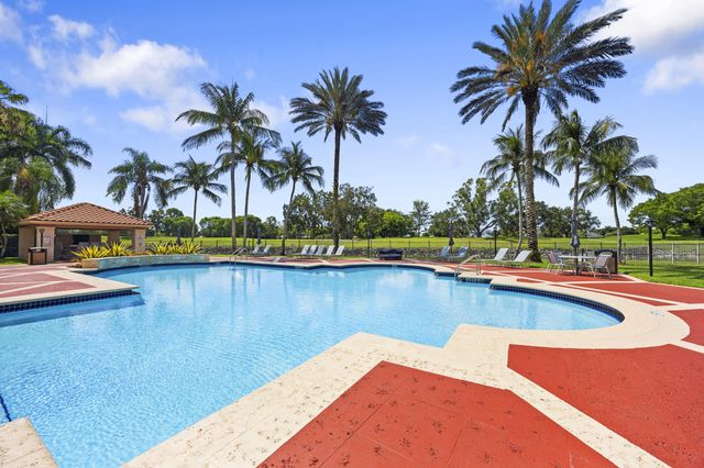 11730 Saint Andrews Place 204, Wellington, FL 33414